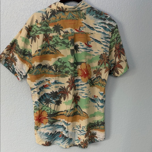 O'Neill TRVLRSERIES Standard Fit Size Medium Tropical Print Men's Shirt - Picture 9 of 11
